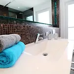 펜션 100 M² Mit Kamin & Wlan In Zecherin (Molschow, Vorpommern-Greifswald)