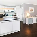 100 M² Mit Kamin & Wlan In Zecherin (Molschow, Vorpommern-Greifswald)